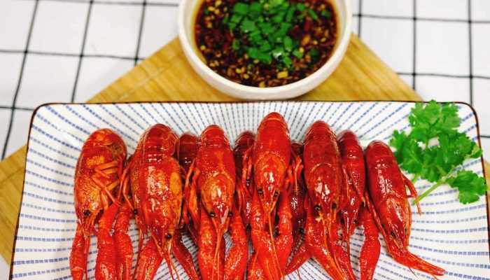 ​小龙虾价格近腰斩是怎么回事 小龙虾价格为什么近腰斩