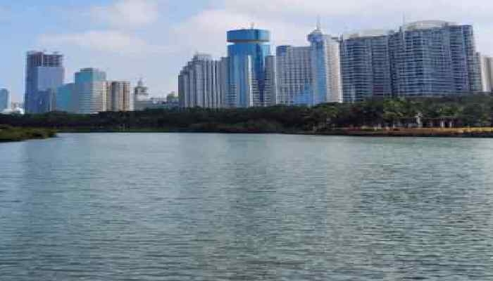 著名的佛教圣地納木錯湖是怎么形成的,？
