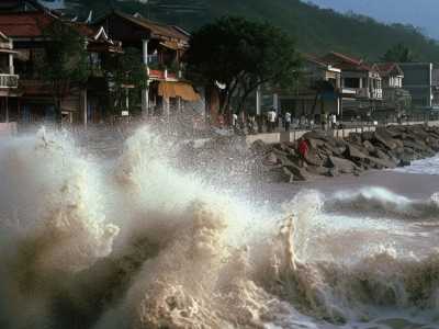 受大风影响广东琼州海峡客滚船今天18时起全线停运 还有“土台风”在酝酿