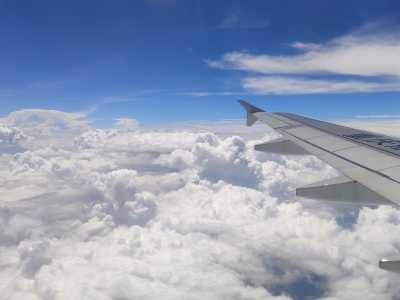 新加坡航空调整客舱服务标准程序  慎地应对飞行中的颠簸情况