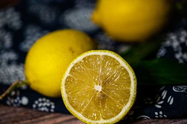 柠檬是酸性食物吗