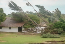 飓风“约翰”登陆墨西哥引发山体滑坡 已造成至少2人死亡