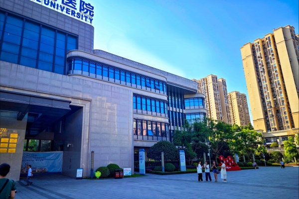 被蛇咬后全身疼怎么辦