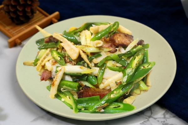 豬頭肉是不是發(fā)物