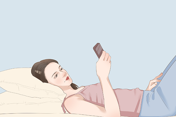 睡前玩手机会怎么样？